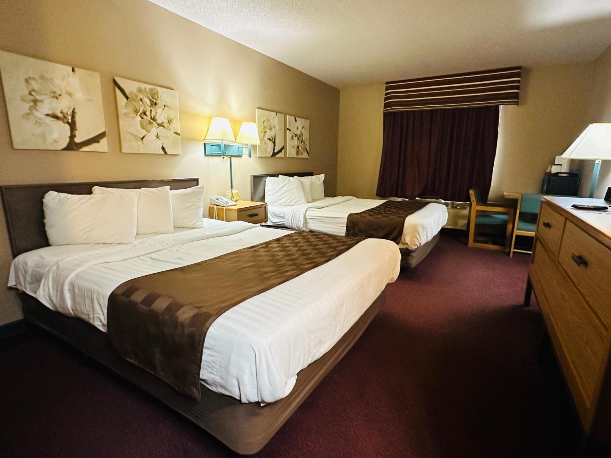 De Smet Super Deluxe Inn & Suites Luaran gambar