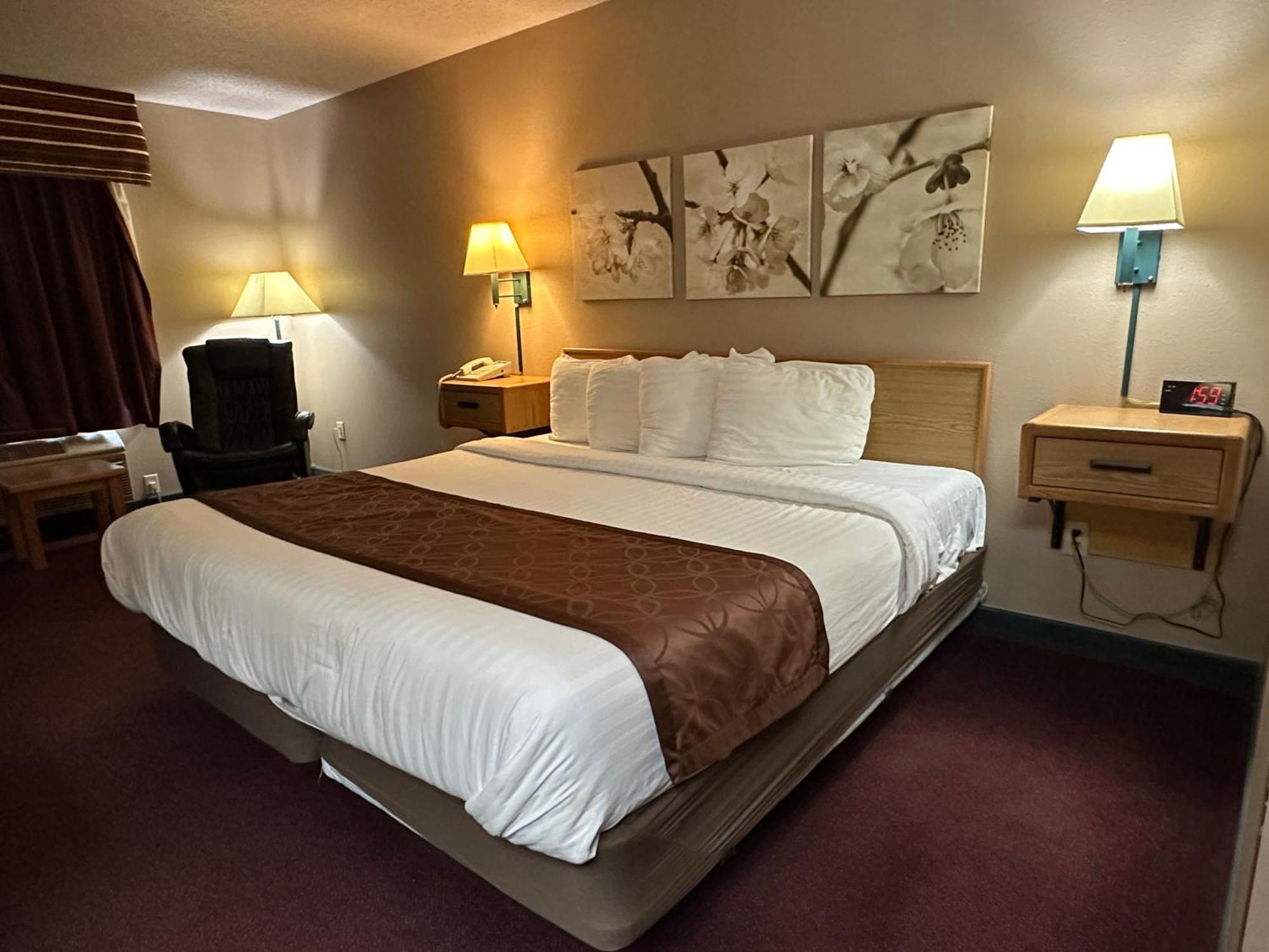 De Smet Super Deluxe Inn & Suites Luaran gambar