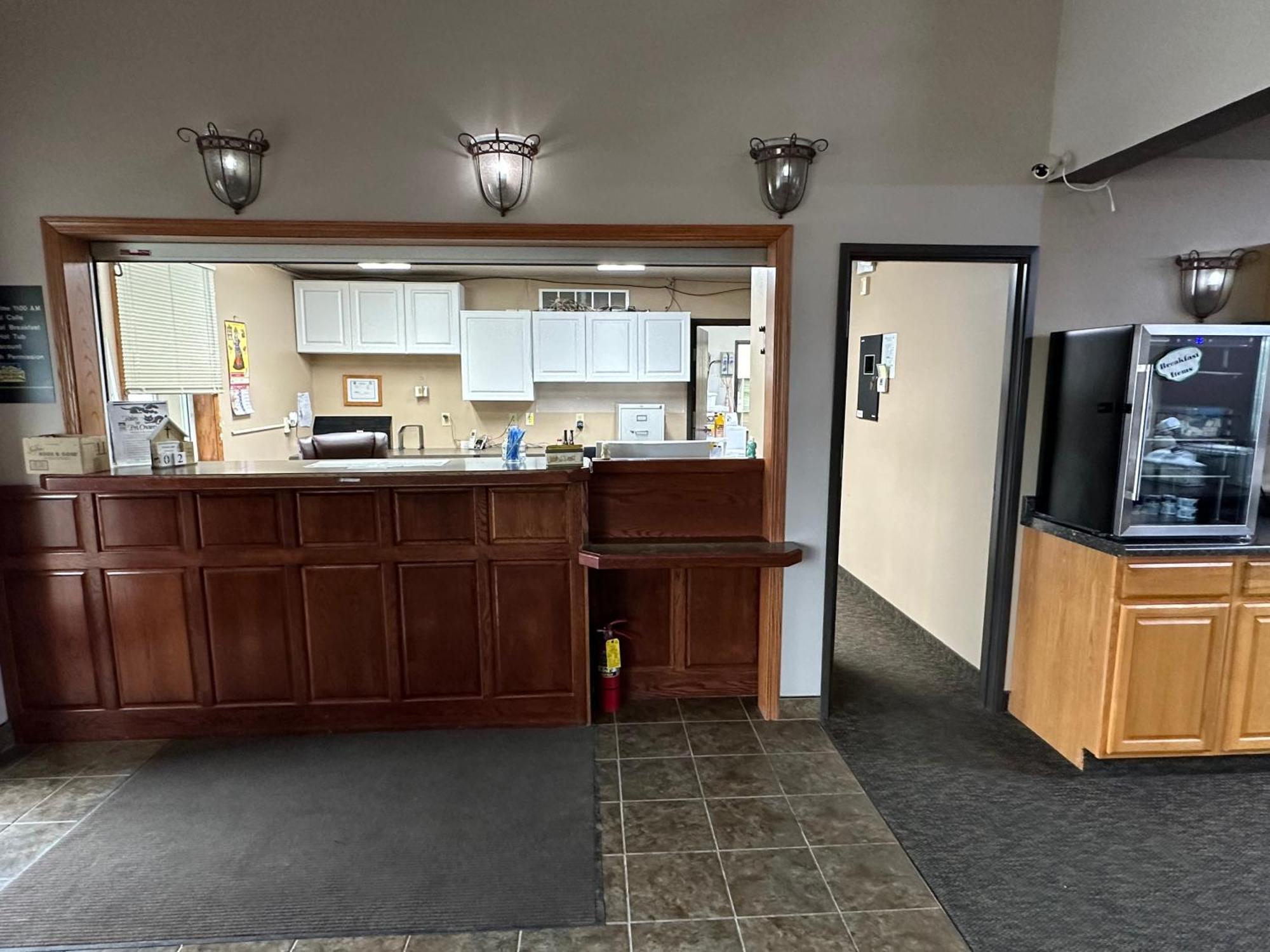 De Smet Super Deluxe Inn & Suites Luaran gambar