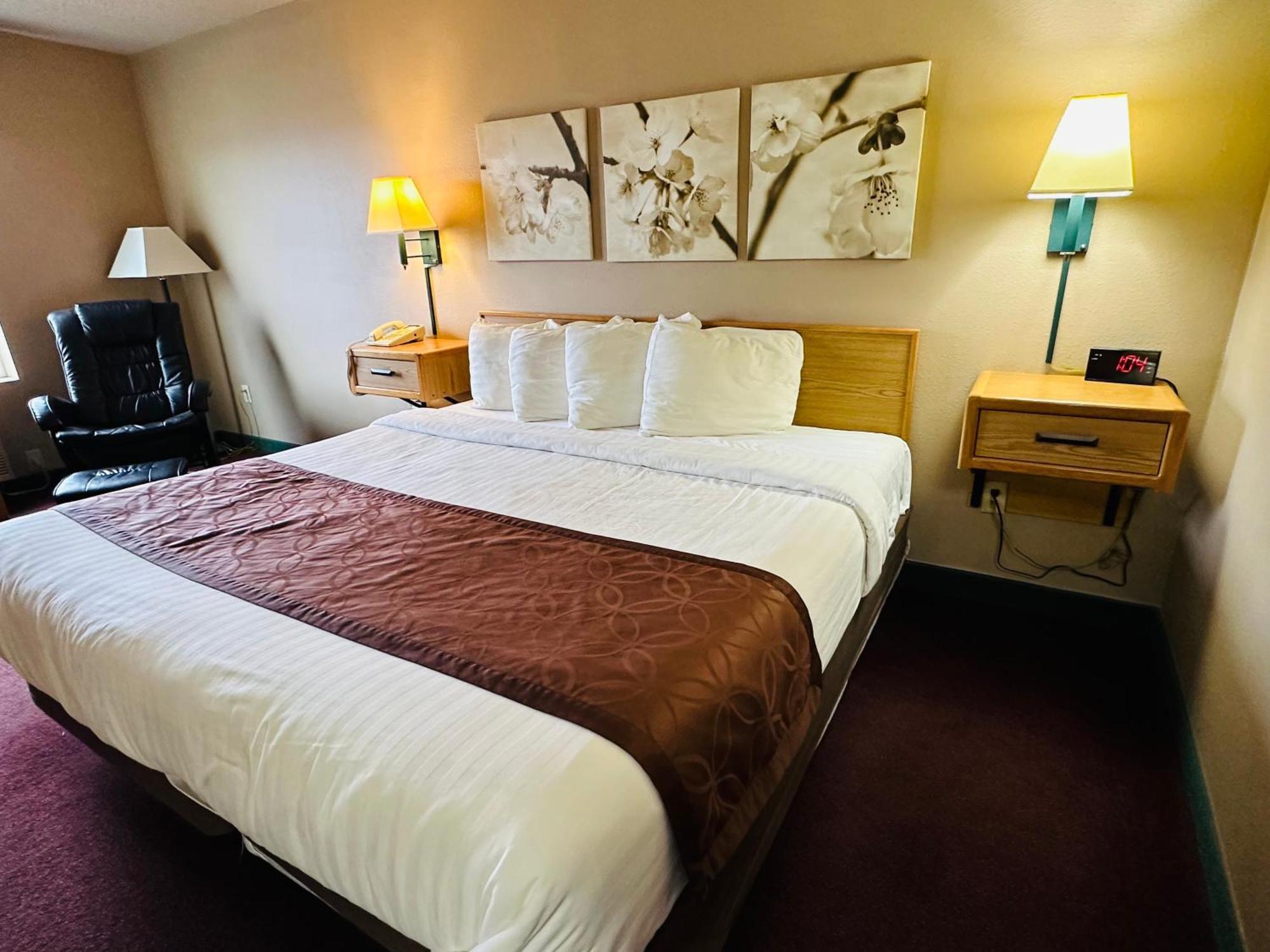 De Smet Super Deluxe Inn & Suites Luaran gambar
