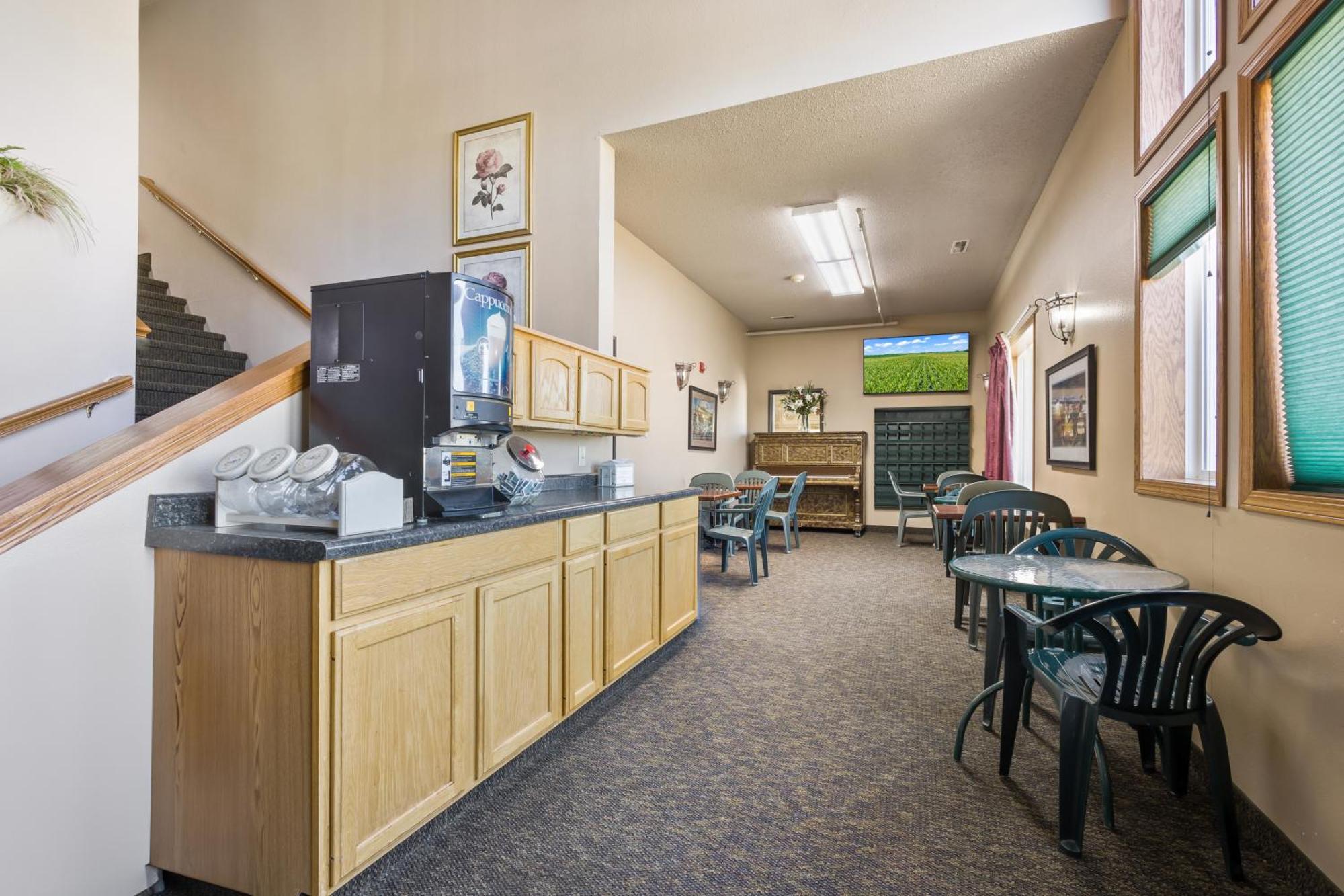 De Smet Super Deluxe Inn & Suites Luaran gambar
