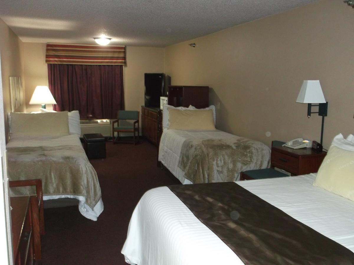 De Smet Super Deluxe Inn & Suites Luaran gambar