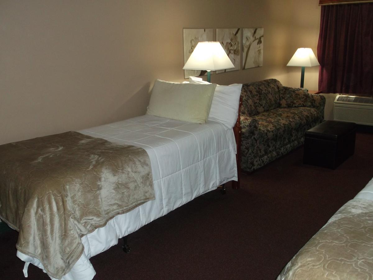 De Smet Super Deluxe Inn & Suites Luaran gambar