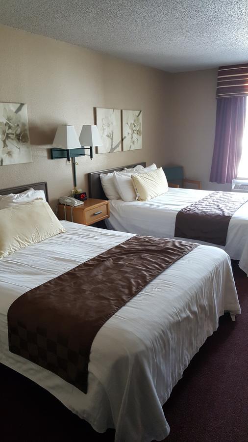 De Smet Super Deluxe Inn & Suites Luaran gambar